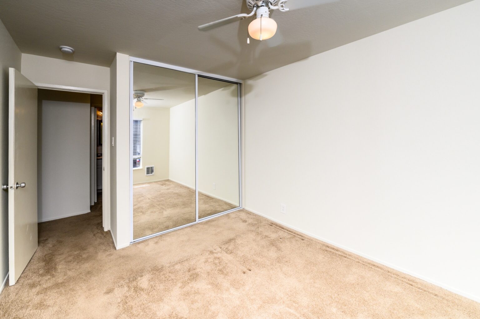 Jackson-Lake-1-Bedroom-Web-14